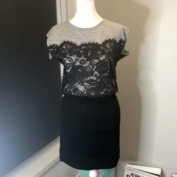 Sold Ann Taylor Loft Dress, size S - Picture 1 of 7
